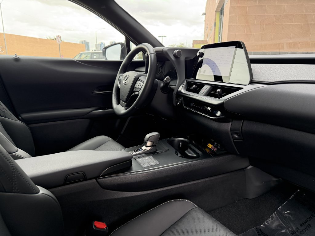 Used 2025 Lexus UX 300h AWD w/ Accessory Package (Z1) image 41