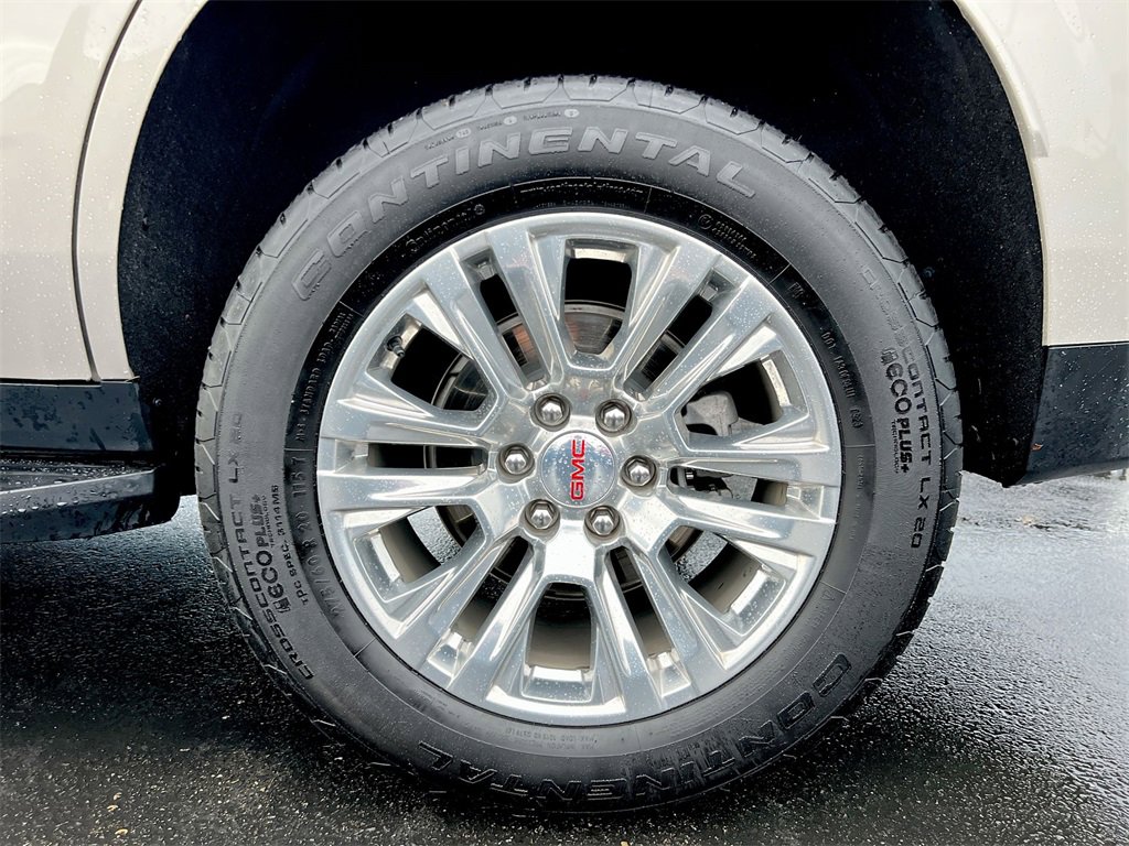 Used 2023 GMC Yukon Denali image 27