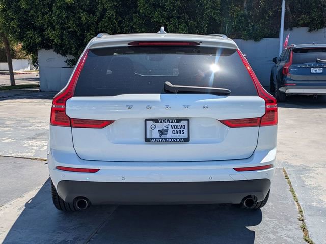 Used 2018 Volvo XC60 T5 Momentum w/ Advanced Package image 4