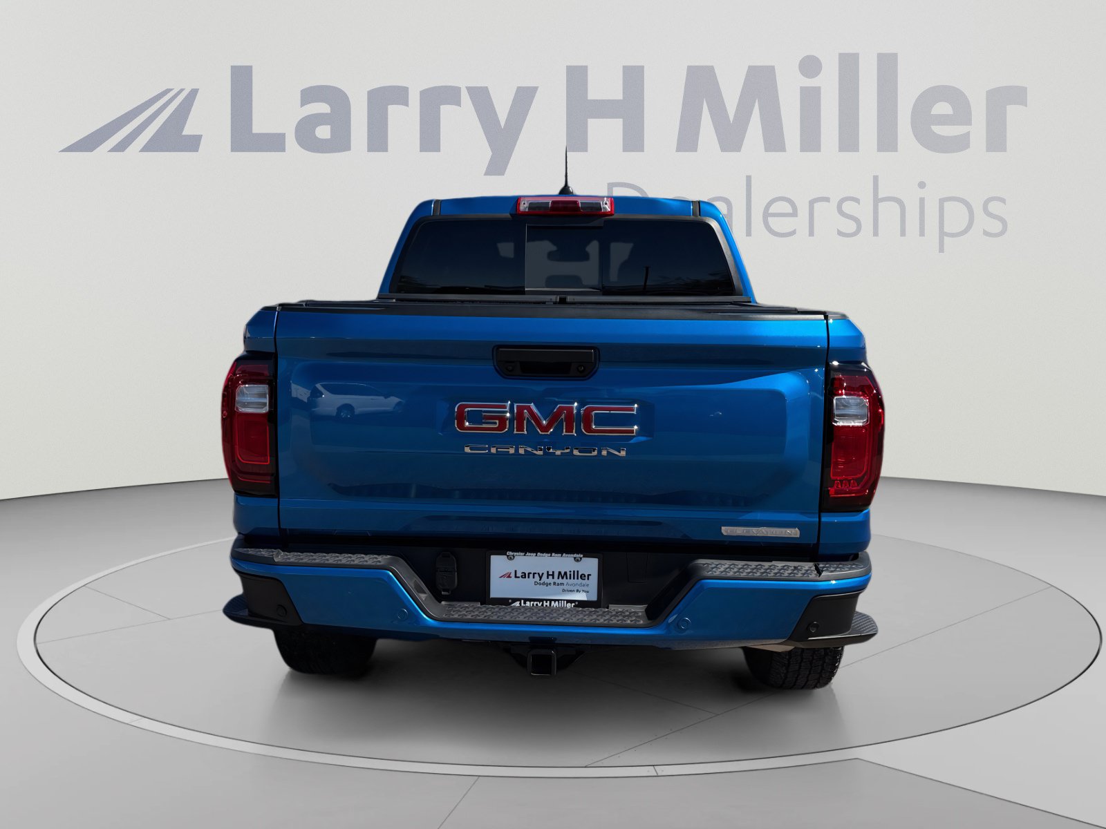Used 2024 GMC Canyon Elevation w/ Convenience Package RWD image 4