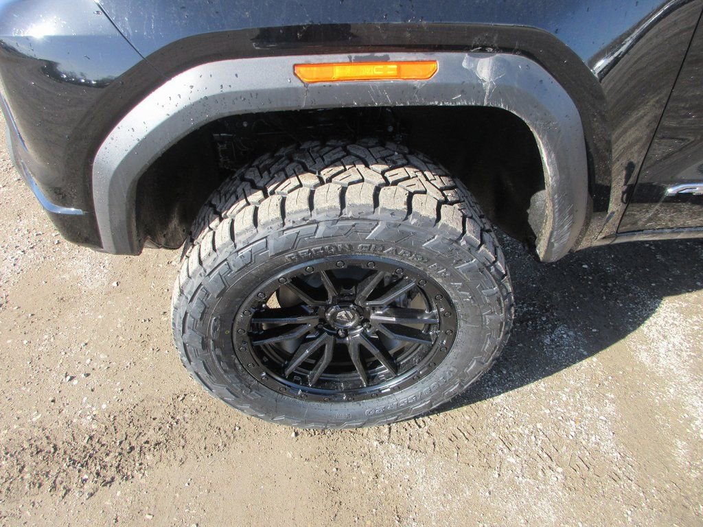 New 2026 GMC Canyon AT4 image 12
