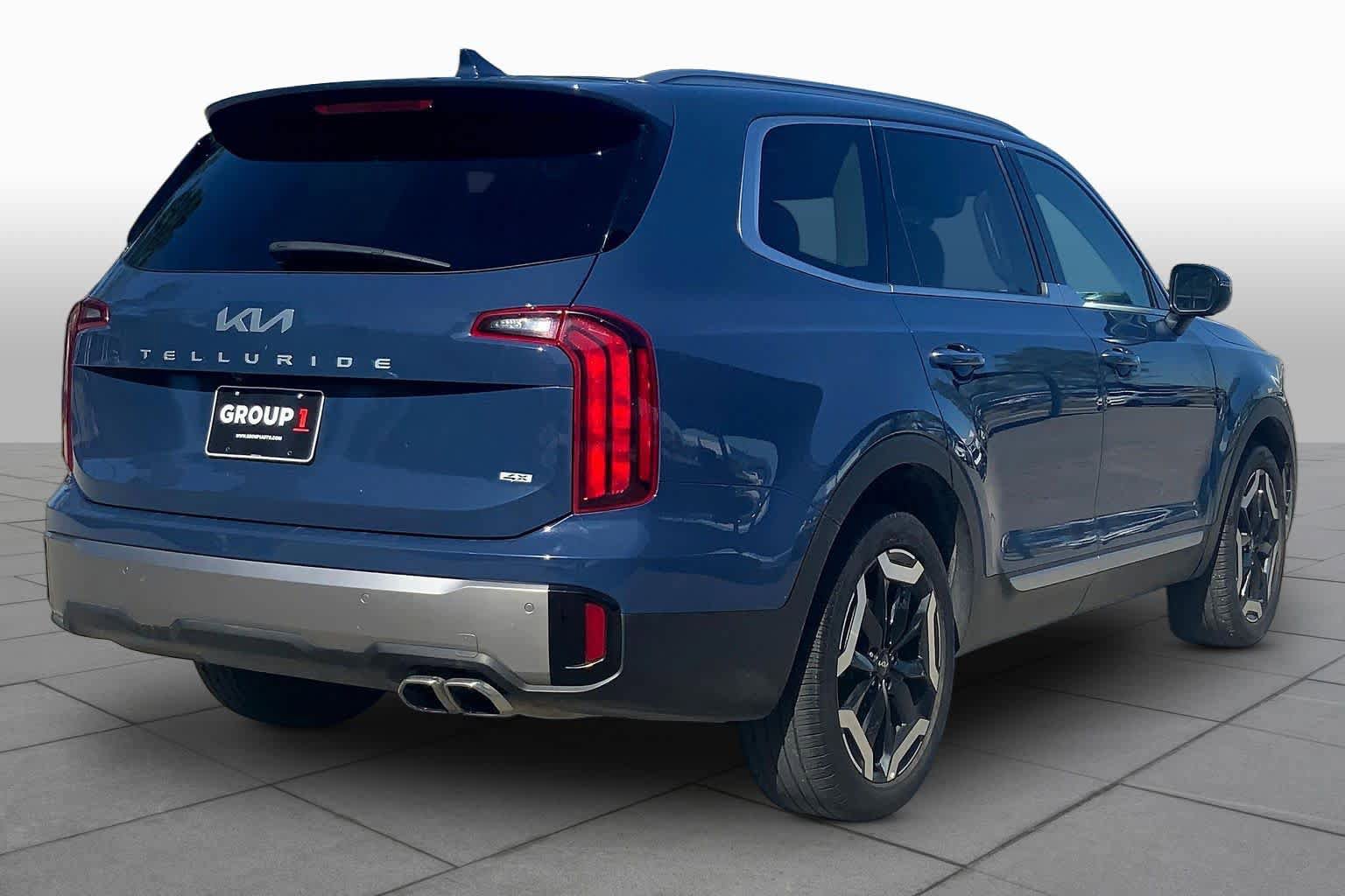Used 2025 Kia Telluride S AWD/4WD image 12