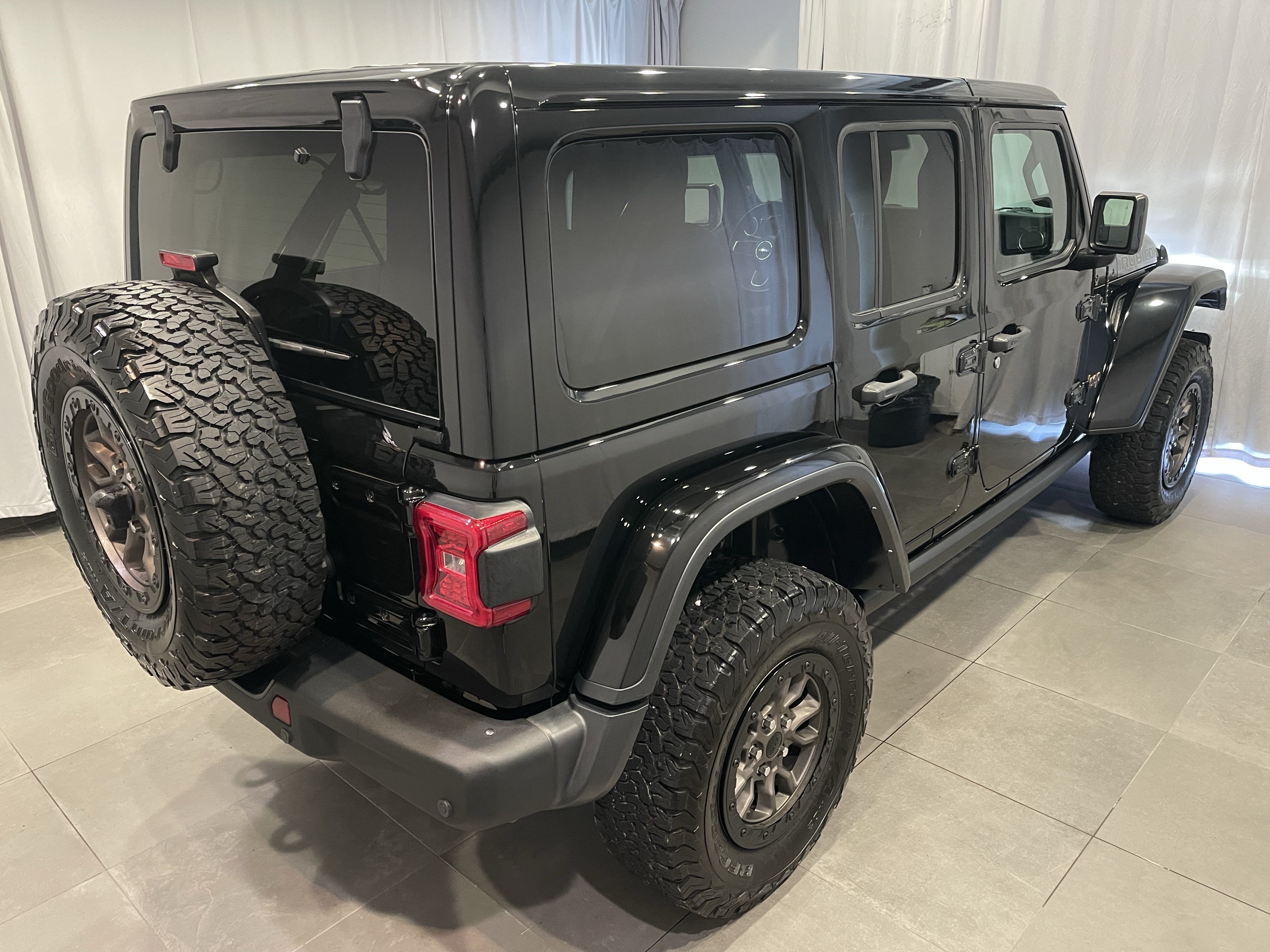 Used 2023 Jeep Wrangler Unlimited Rubicon 392 AWD/4WD image 6