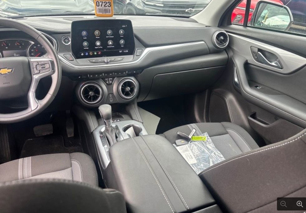 Used 2024 Chevrolet Blazer LT w/ Convenience Package image 10