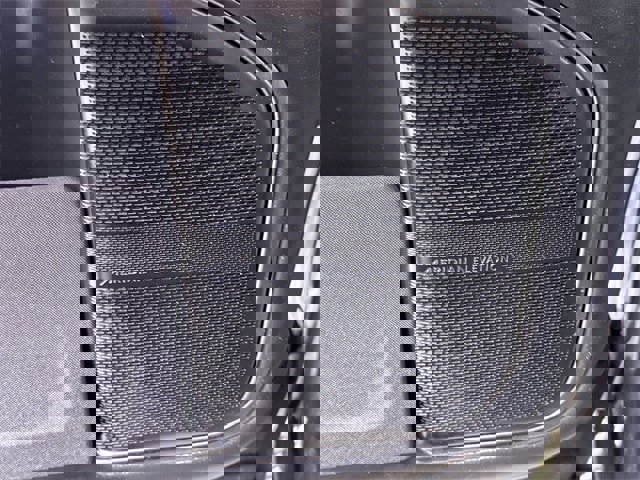 Used 2022 Rivian R1T Adventure image 25