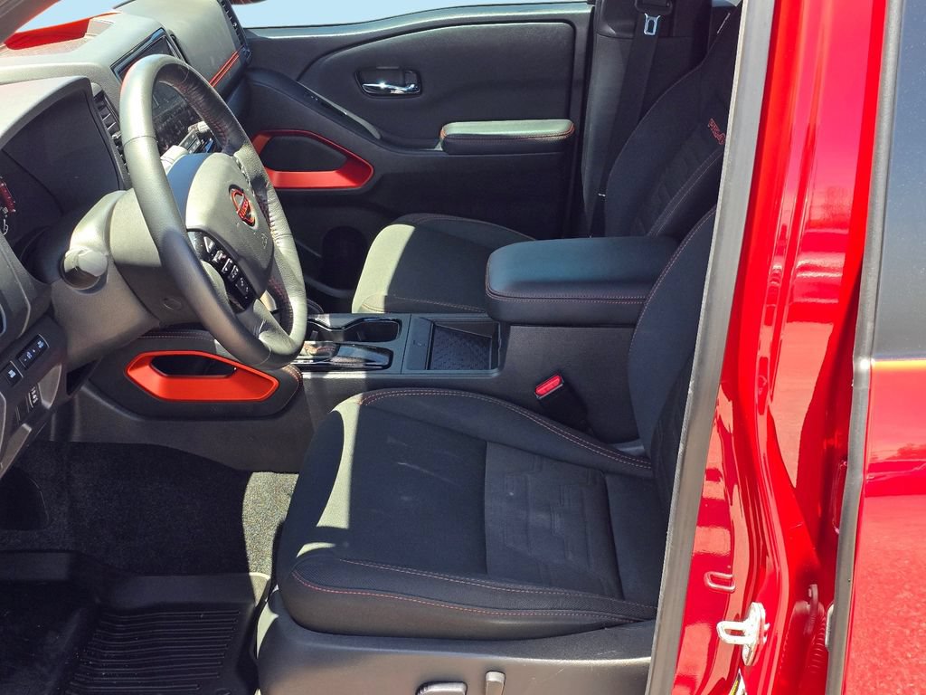 Used 2022 Nissan Frontier PRO-4X AWD/4WD image 14