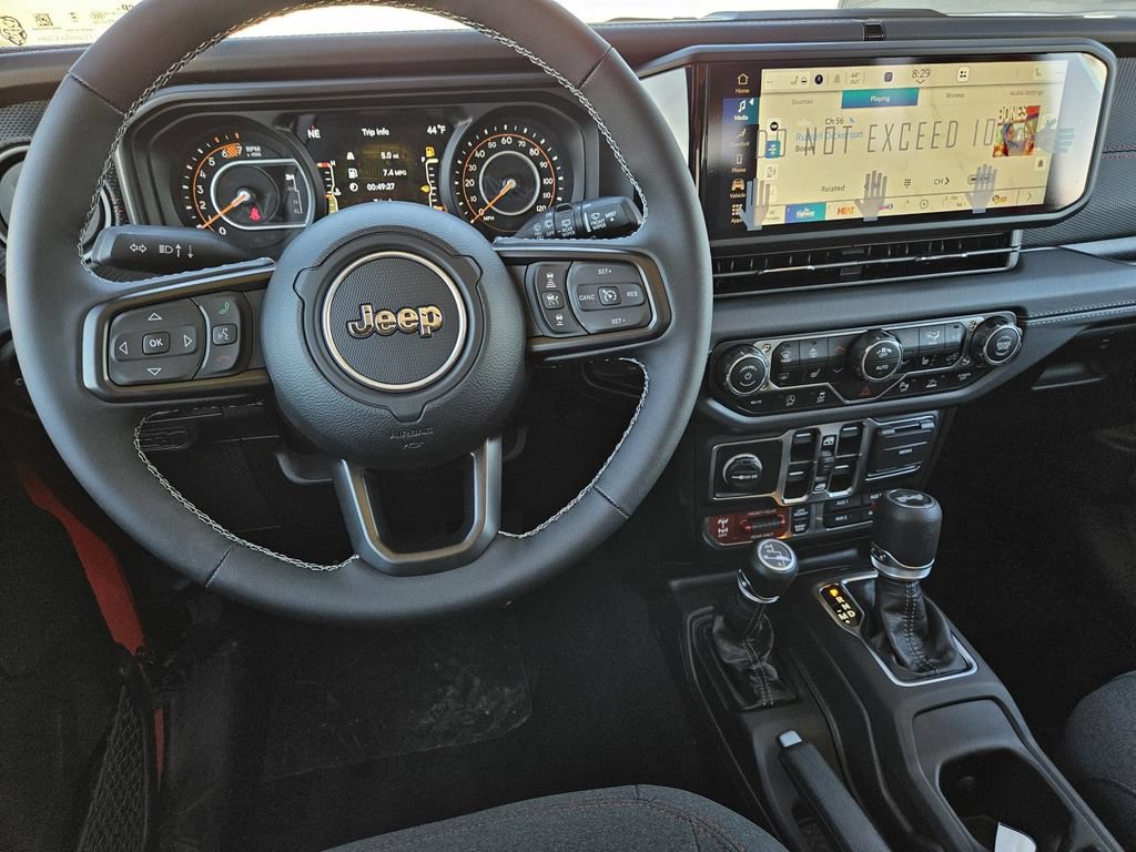 New 2025 Jeep Wrangler Unlimited Rubicon w/ Safety Group AWD/4WD image 22