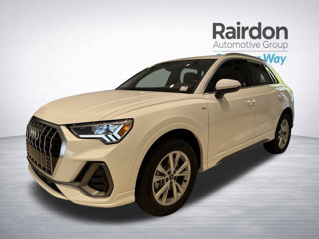 Used 2023 Audi Q3 2.0T Premium w/ Convenience Package