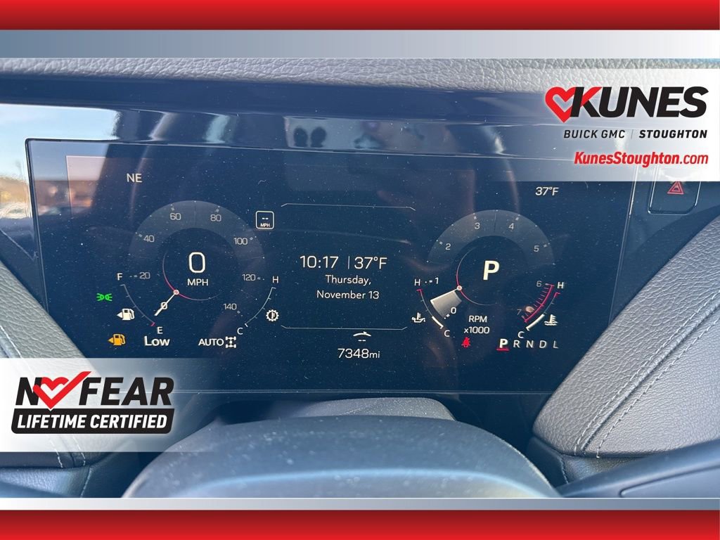Used 2025 GMC Yukon XL Denali image 29