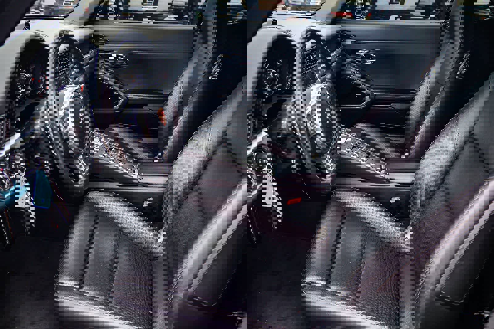 Used 2015 Porsche 911 Carrera image 17