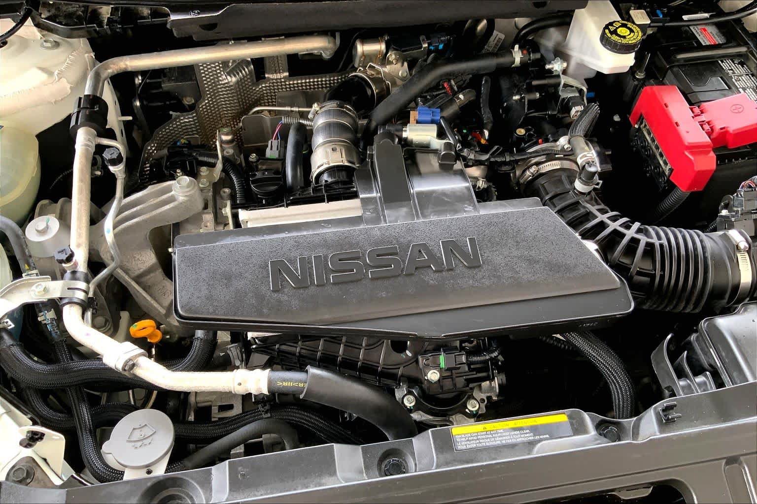 Used 2024 Nissan Rogue S AWD/4WD image 32