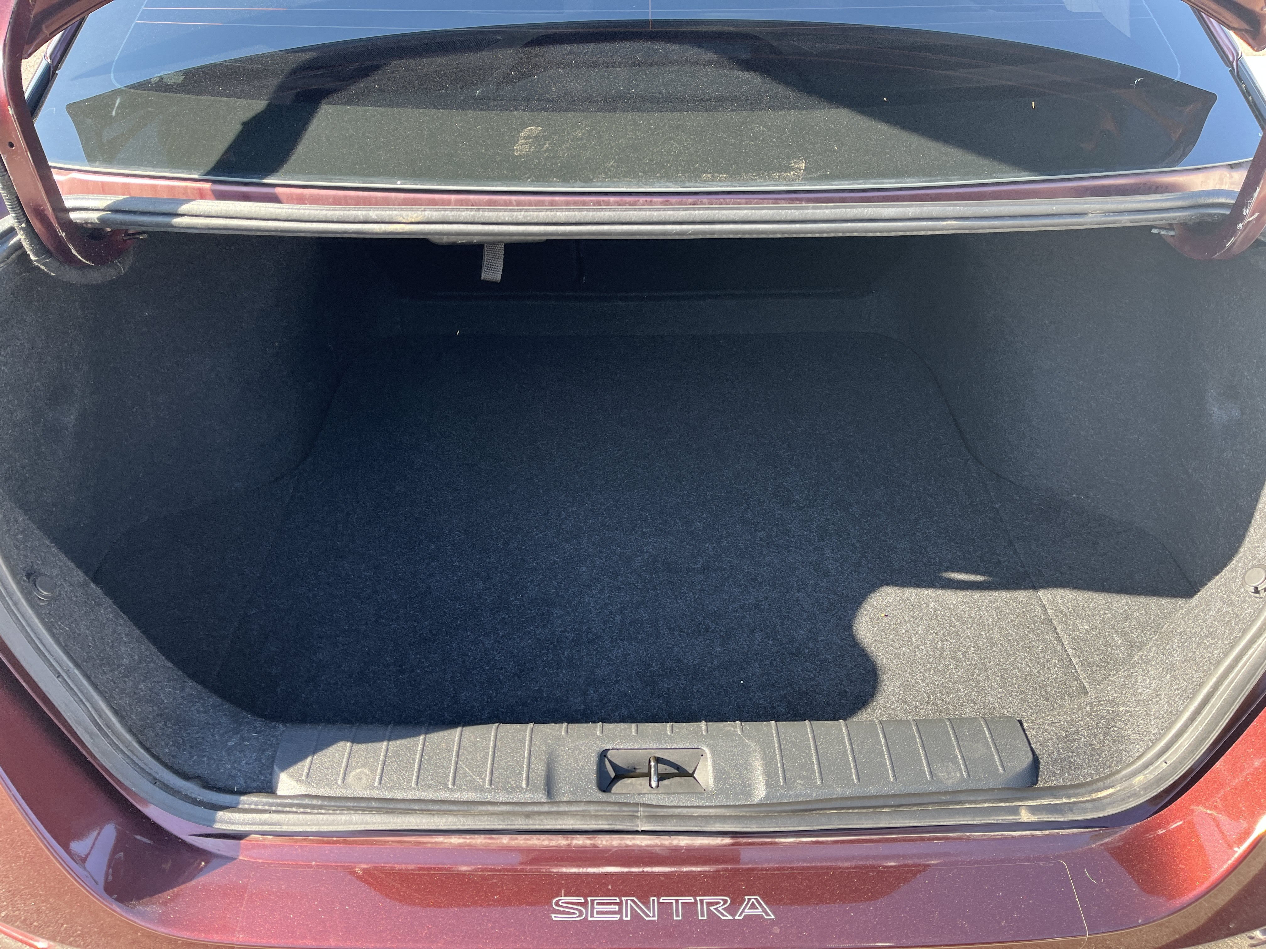 Used 2022 Nissan Sentra SV w/ All-Weather Package FWD image 32