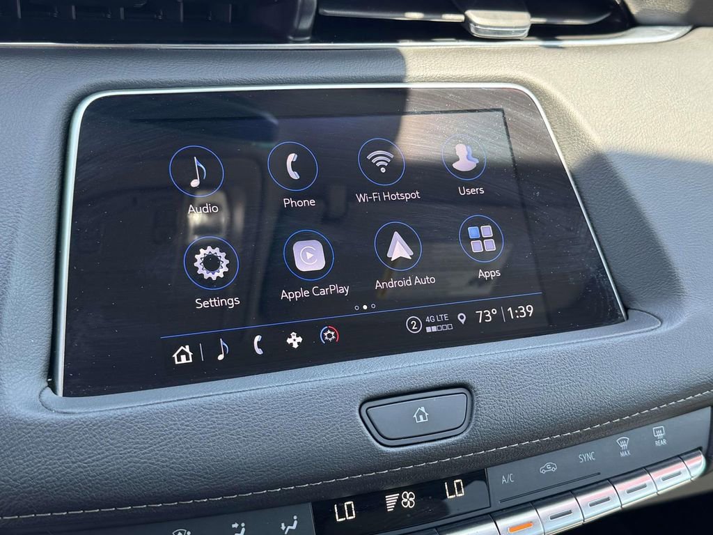 Used 2022 Cadillac XT4 Luxury w/ Cold Weather Package AWD/4WD image 27