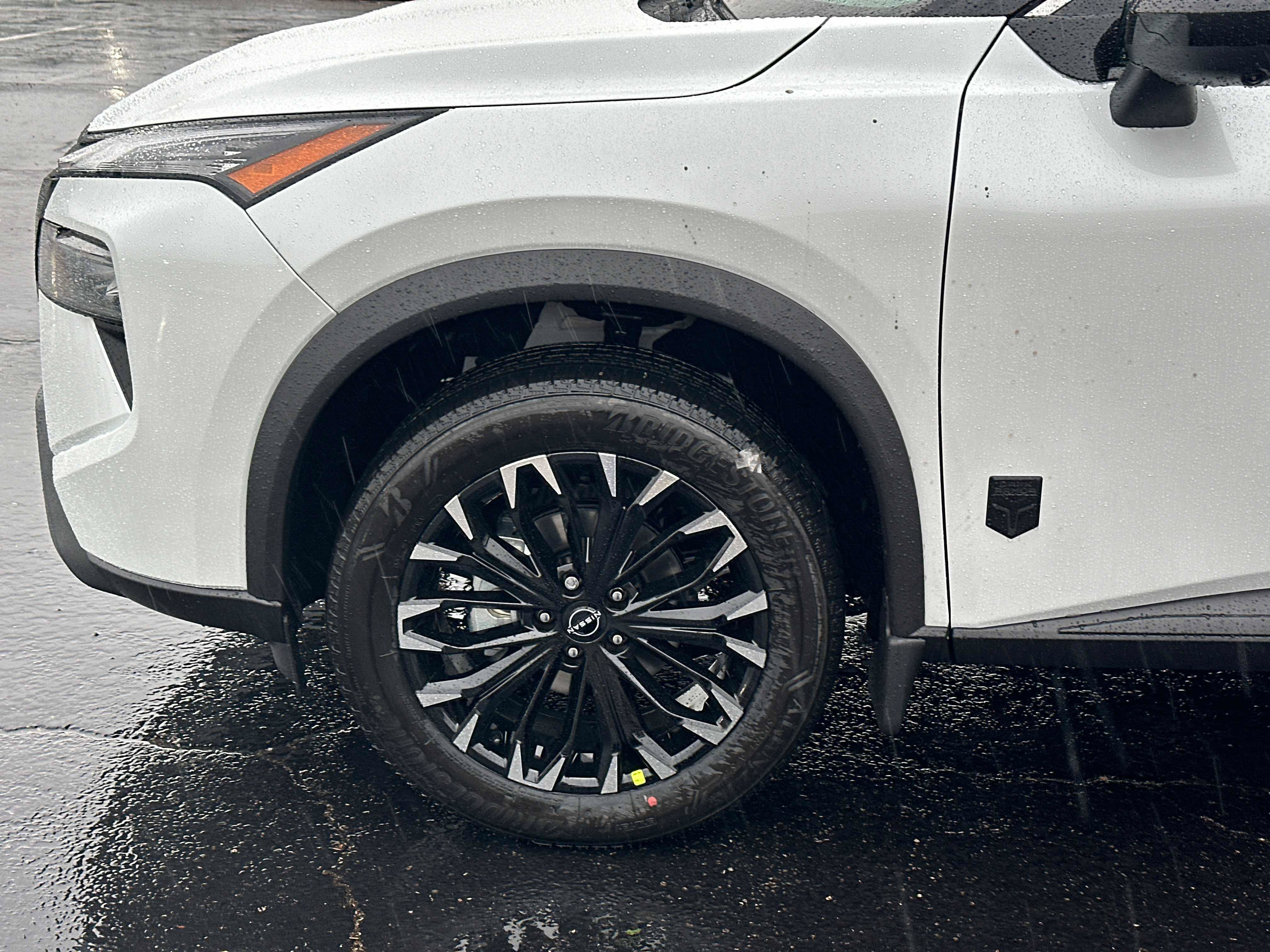 New 2027 Nissan Rogue SV AWD/4WD image 7
