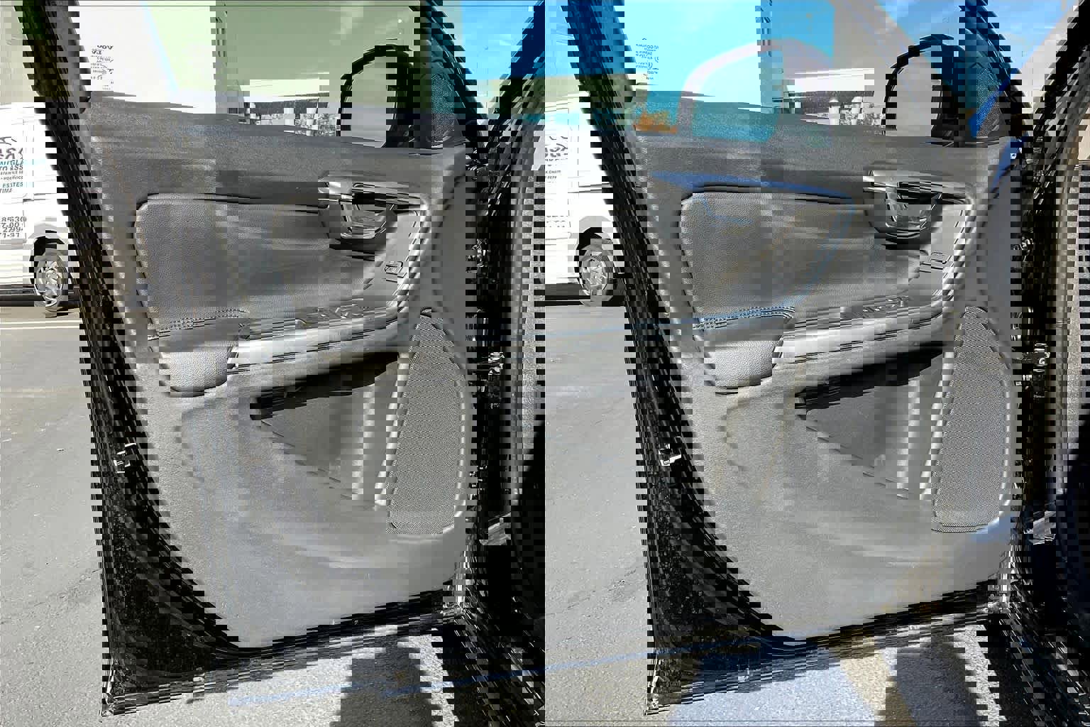 Used 2015 Volvo S60 T5 Premier image 26