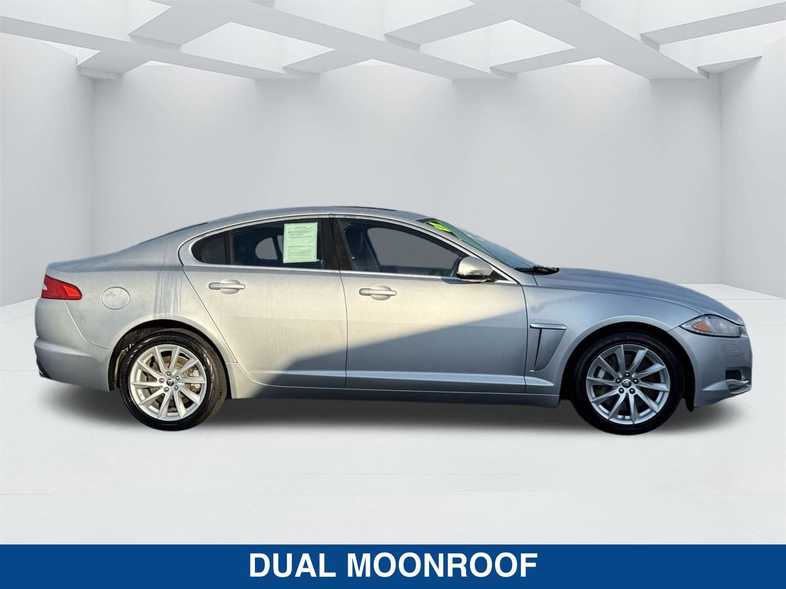 Used 2012 Jaguar XF video 3