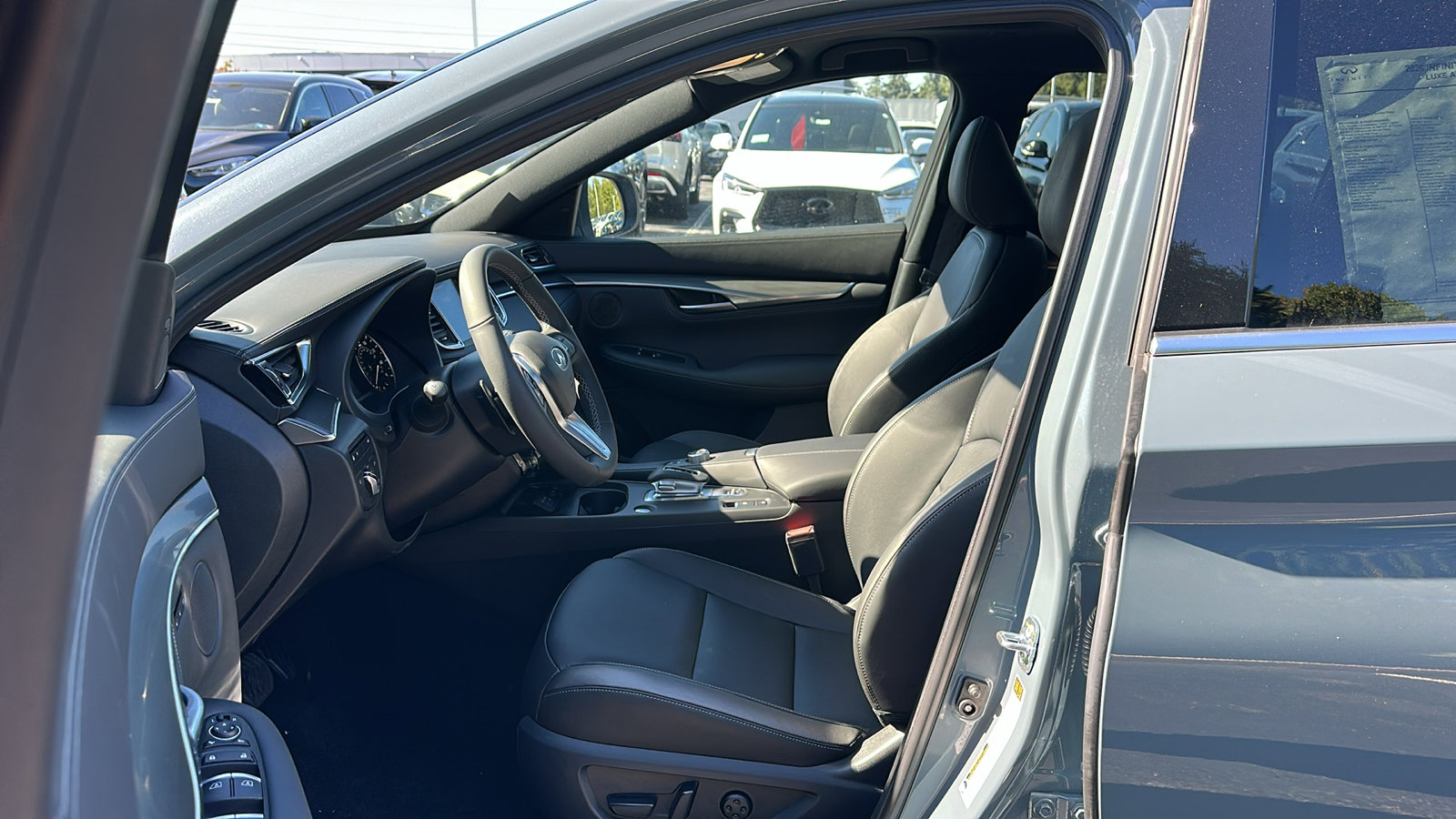 New 2025 INFINITI QX55 Luxe w/ Cargo Package image 7