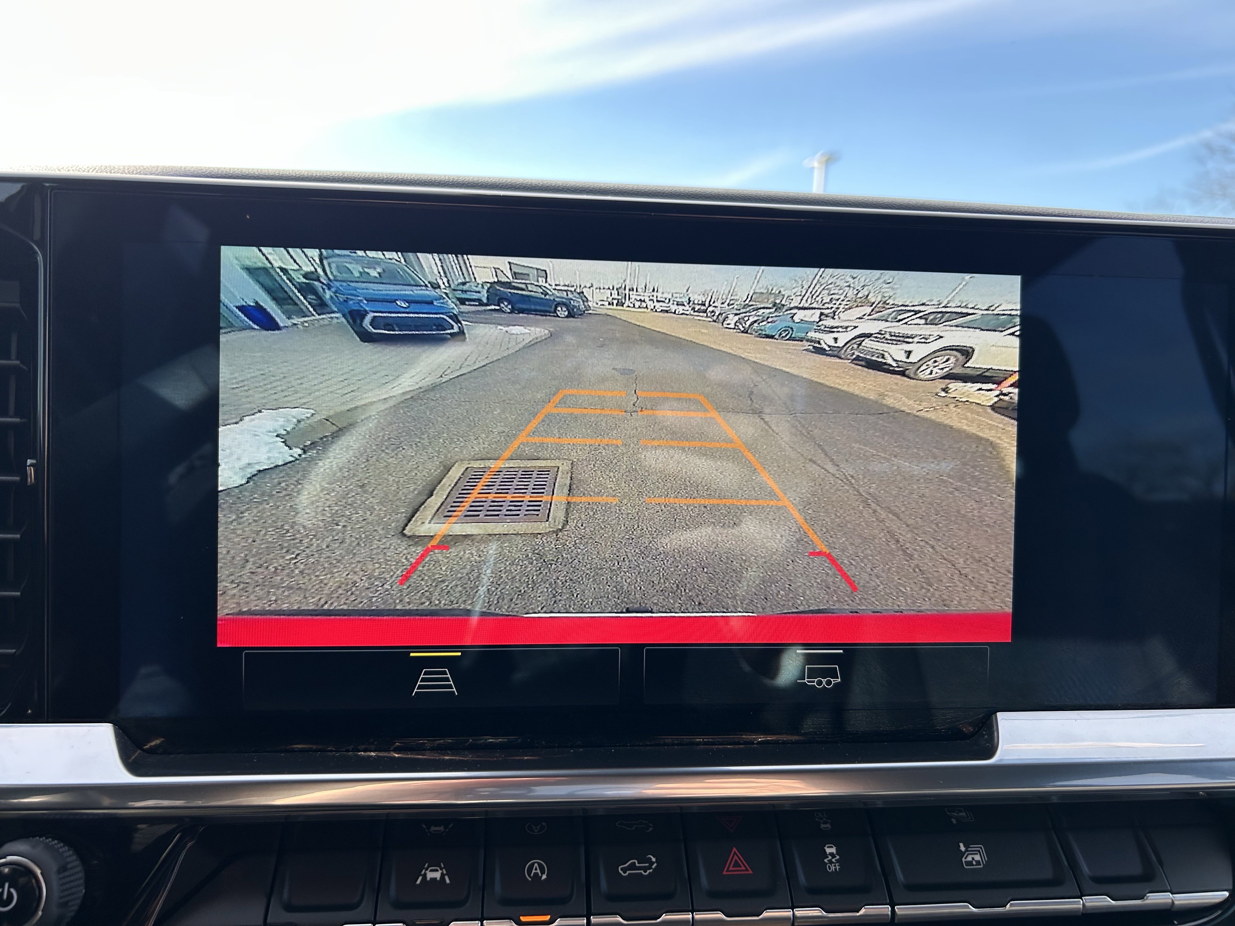 Used 2022 Chevrolet Silverado 1500 LT image 28