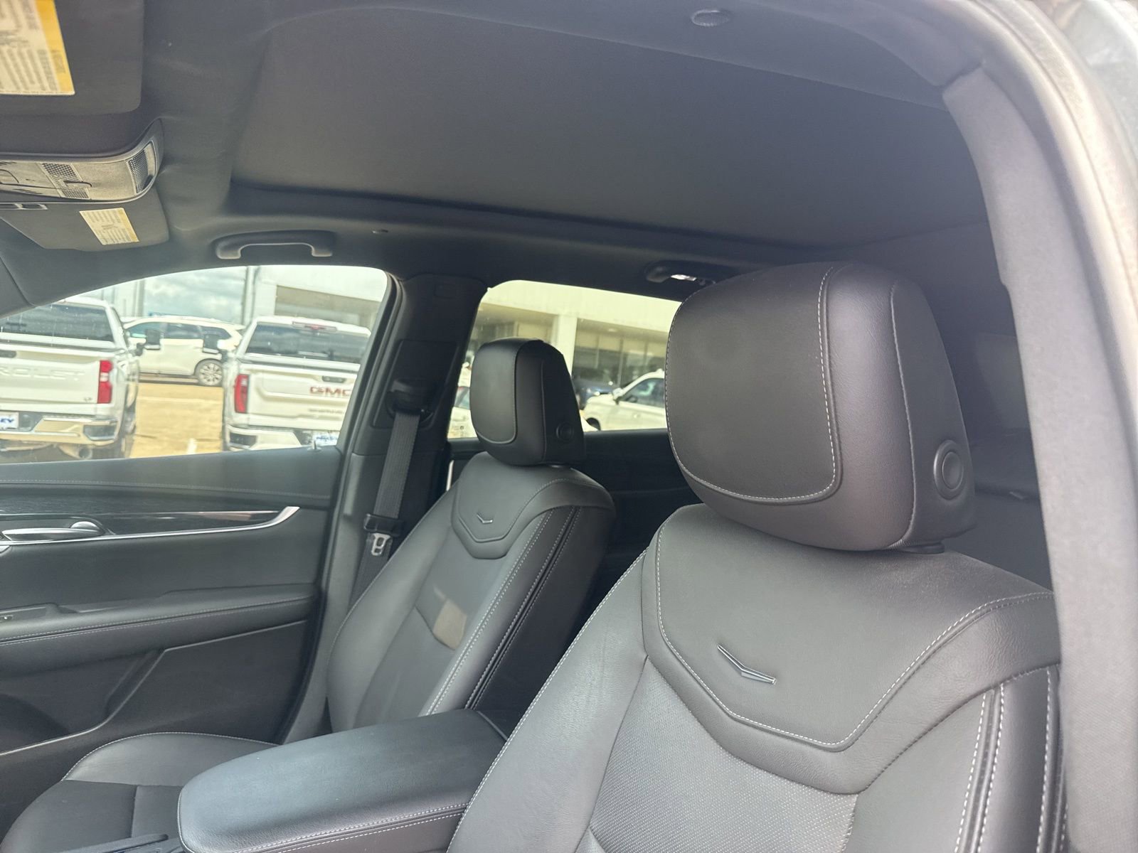 Used 2023 Cadillac XT5 Premium Luxury w/ Technology Package image 10