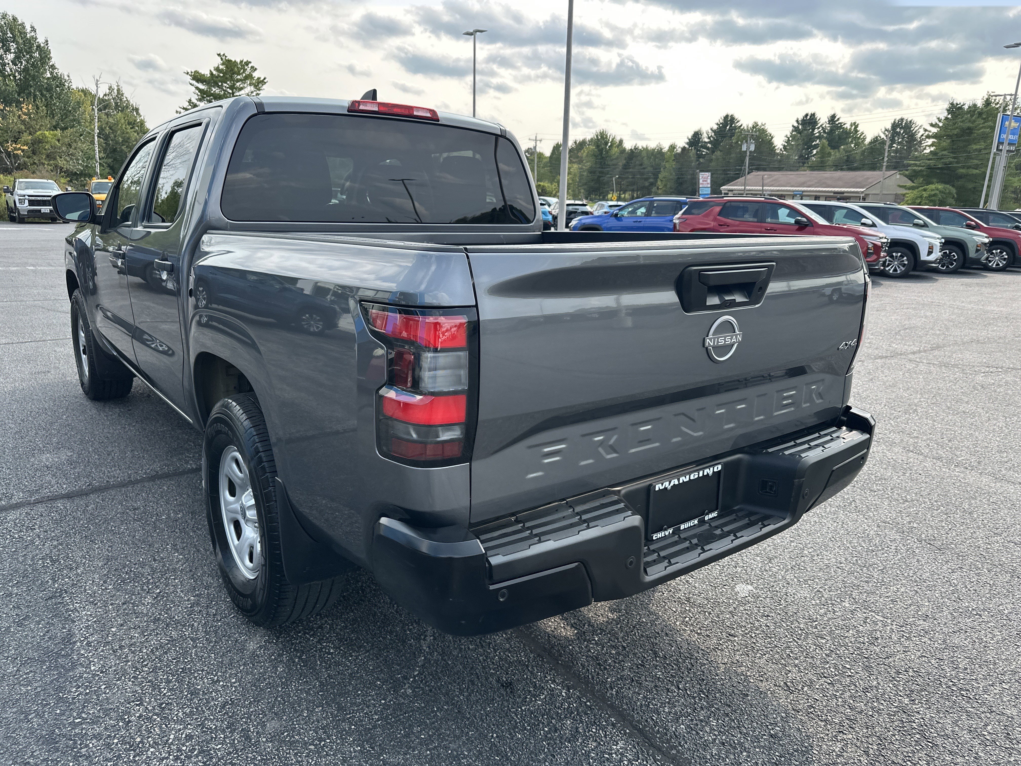 Used 2022 Nissan Frontier S w/ Technology Package image 4