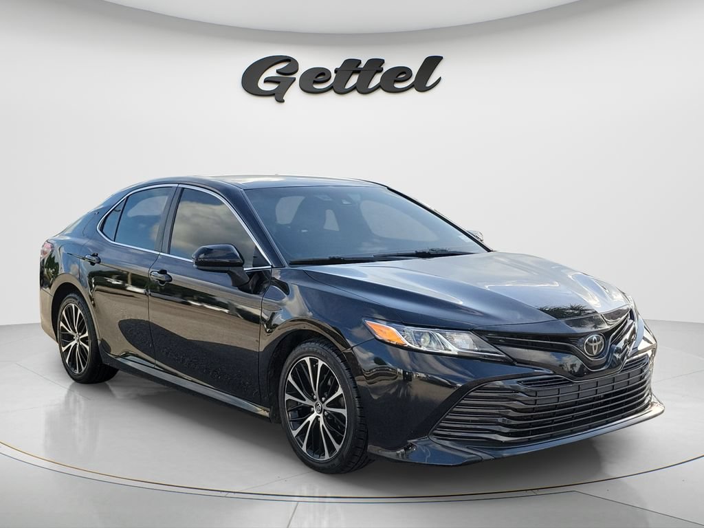 Certified 2020 Toyota Camry LE FWD image 3