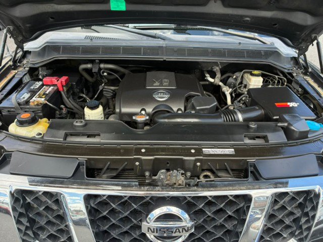 Used 2012 Nissan Titan SV w/ SV Value Truck Pkg RWD image 31
