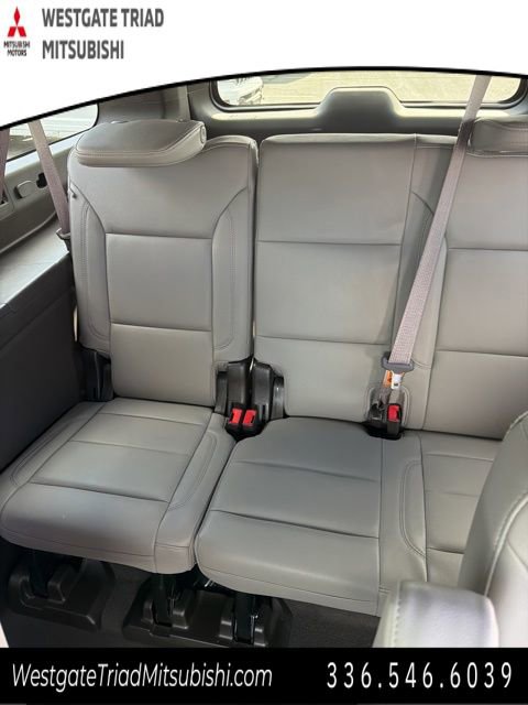 Used 2023 Chevrolet Suburban Z71 w/ Luxury Package image 9