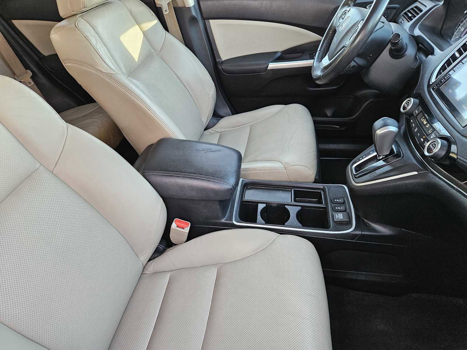 Used 2016 Honda CR-V Touring image 14