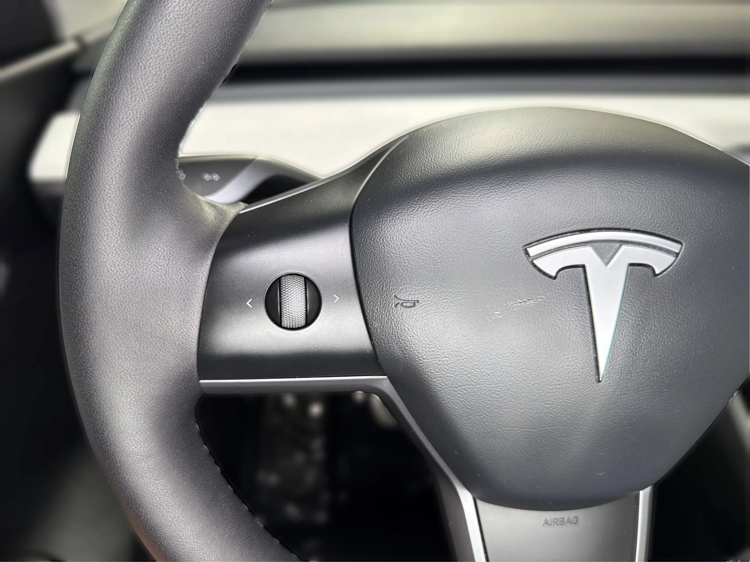 Used 2021 Tesla Model Y Performance AWD/4WD image 27