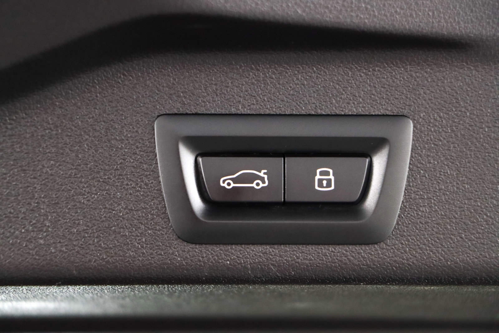 Used 2023 BMW X5 sDrive40i w/ Climate Comfort Package image 30