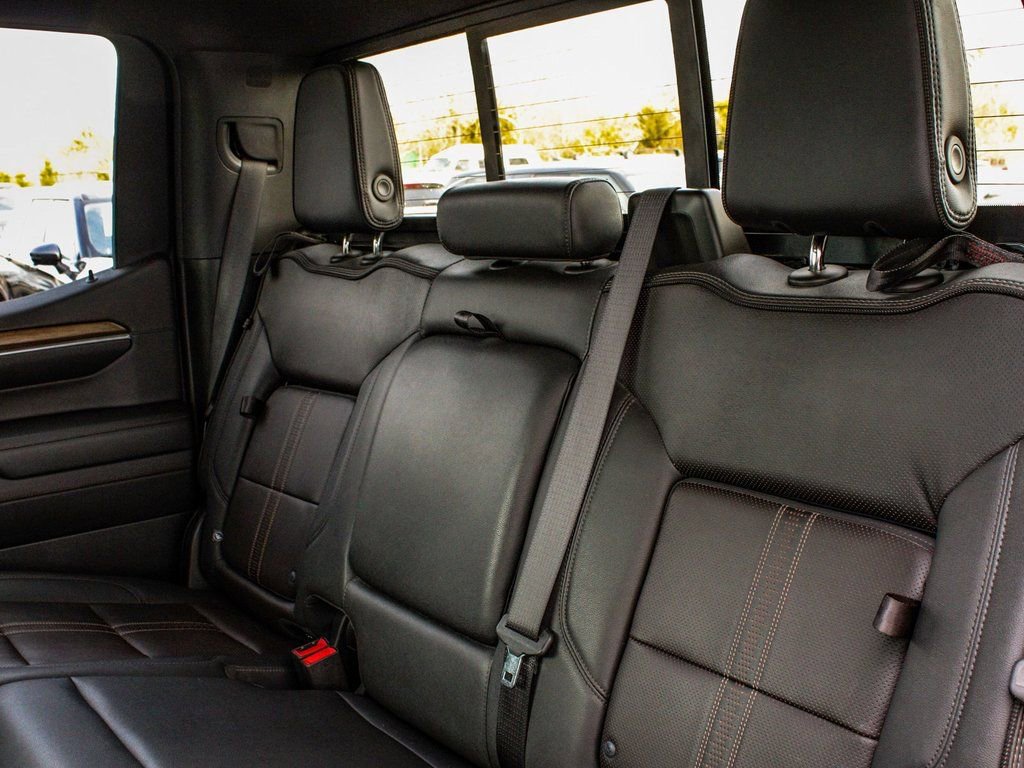 Used 2023 Chevrolet Silverado 1500 High Country w/ High Country Premium Package image 32