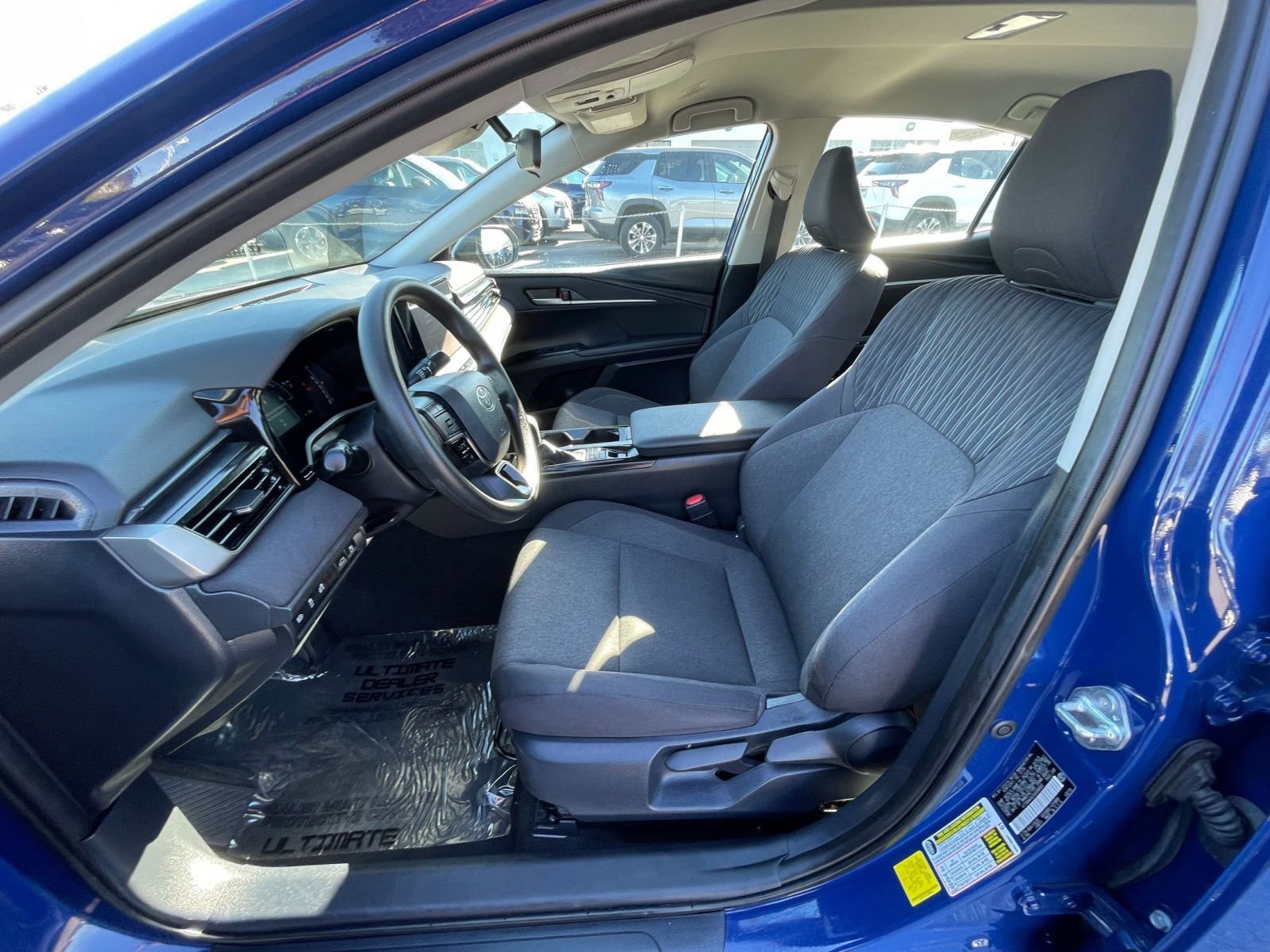 Used 2025 Toyota Camry LE image 27