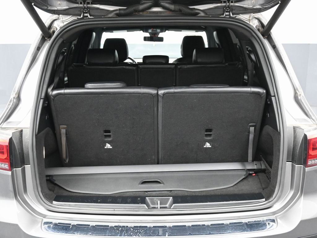 Used 2022 Mercedes-Benz GLB 250 w/ Premium Package Lite image 14