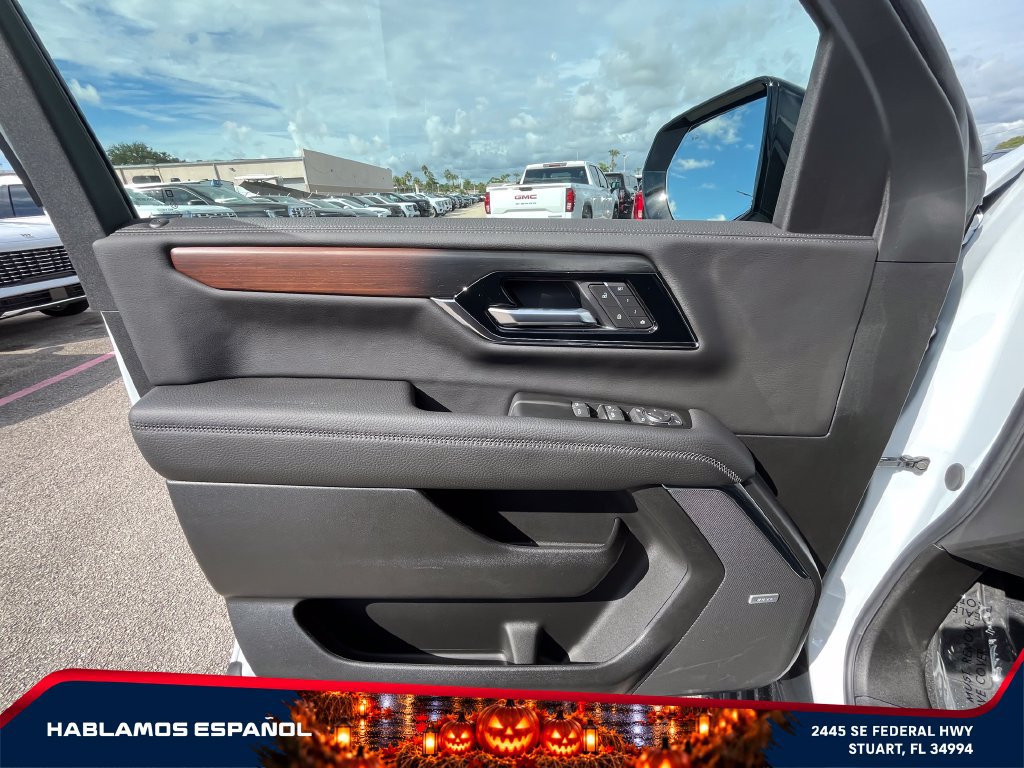 New 2026 GMC Yukon Denali w/ Denali Reserve Package AWD/4WD image 24