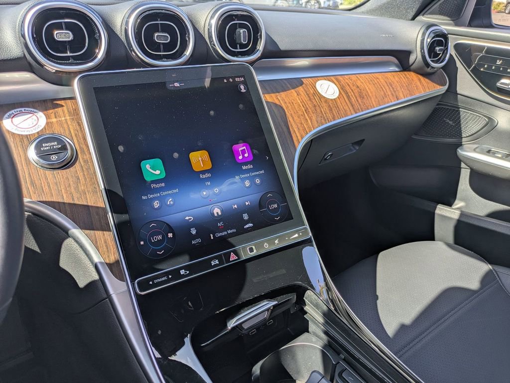 Used 2025 Mercedes-Benz C 300 Sedan image 20