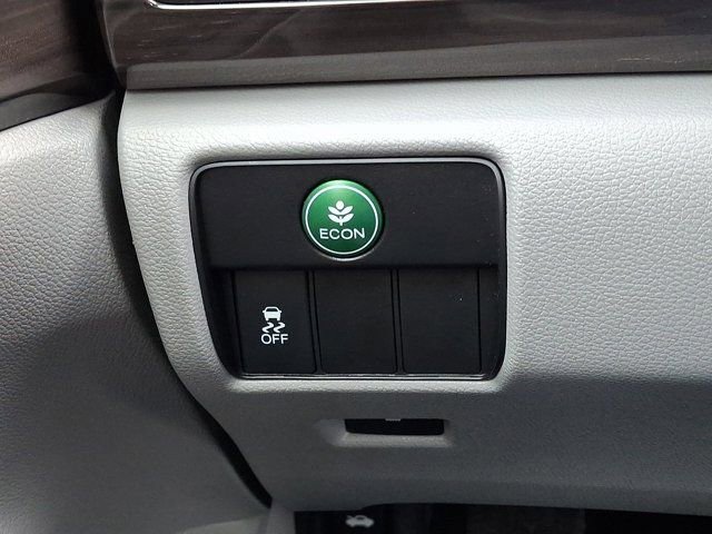 Used 2017 Honda Accord EX-L image 28