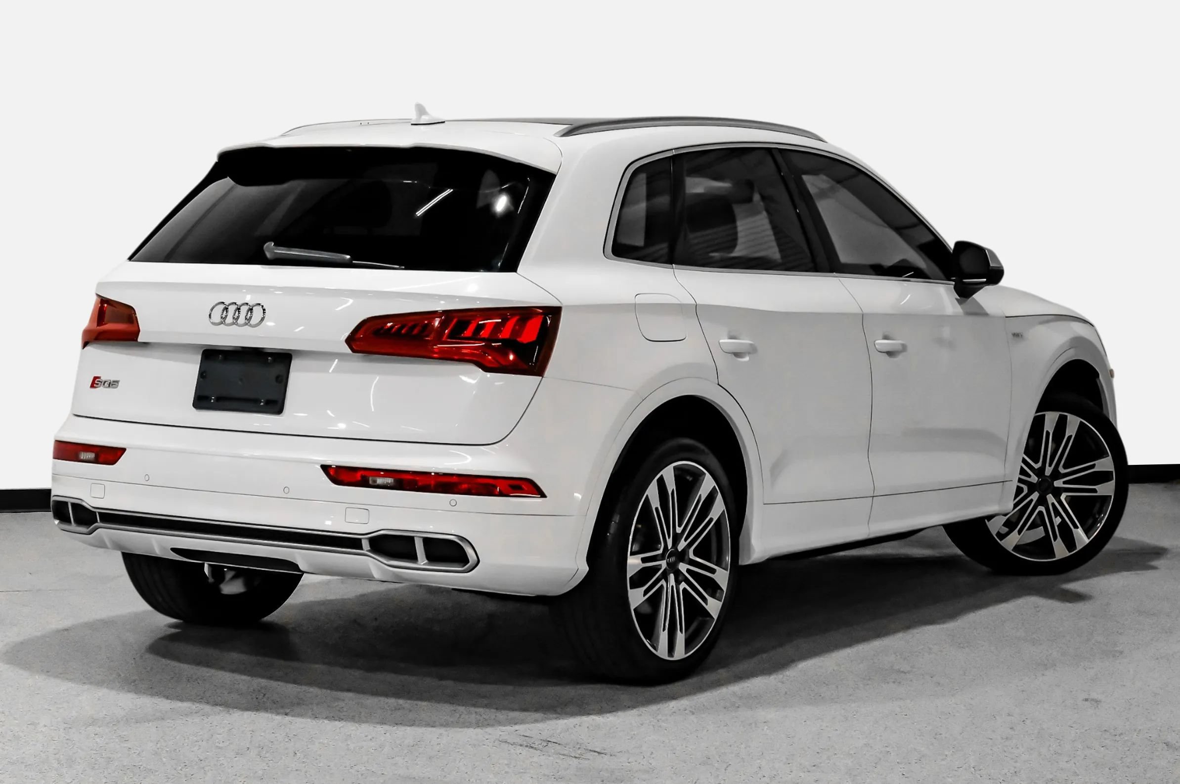 Used 2018 Audi SQ5 Prestige w/ Prestige Package AWD/4WD image 6