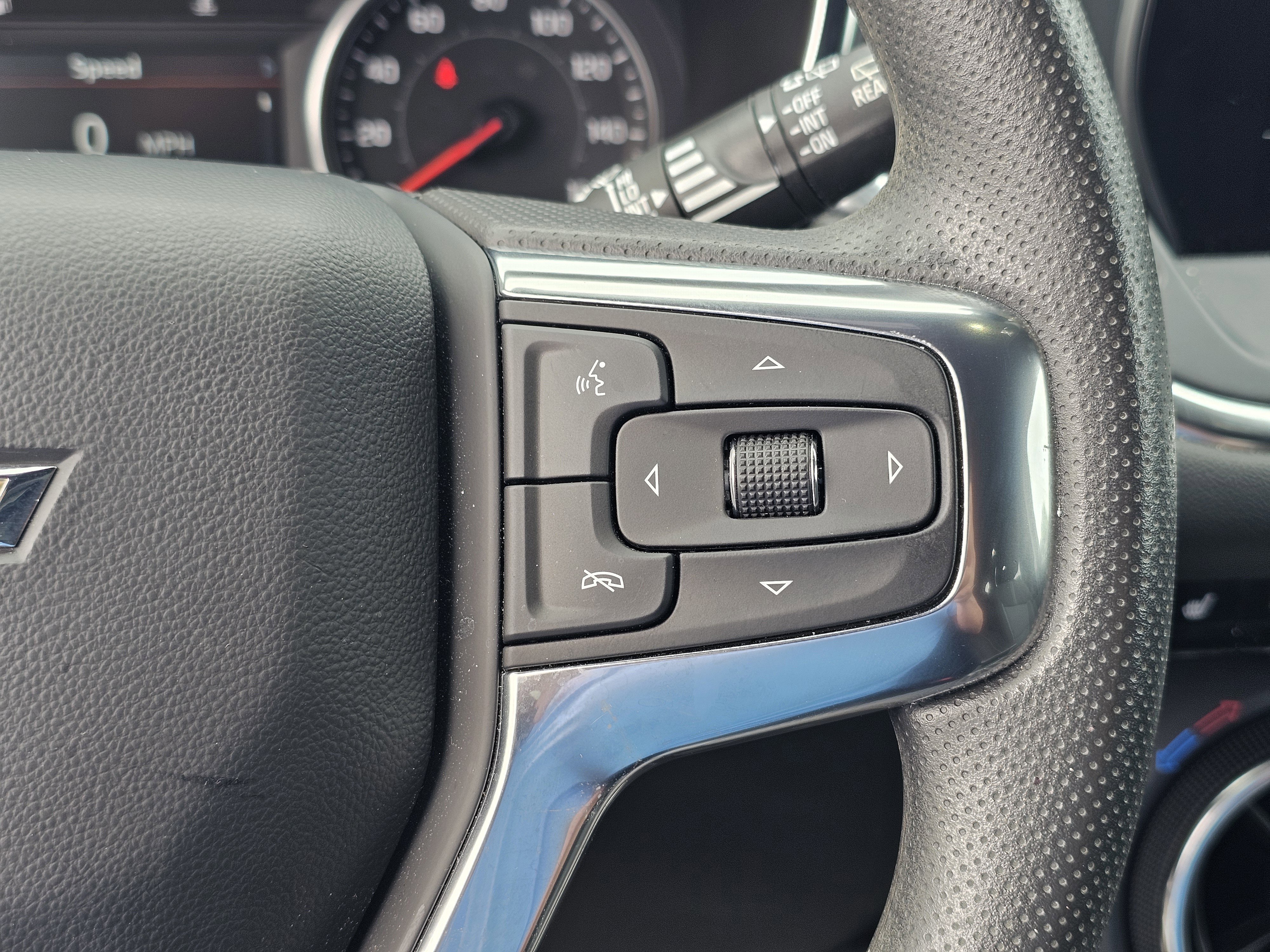 Used 2024 Chevrolet Blazer LT w/ Convenience Package FWD image 21