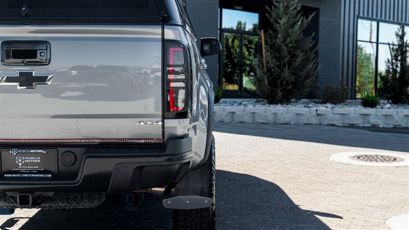 Used 2020 Chevrolet Colorado ZR2 w/ ZR2 Dusk Special Edition AWD/4WD image 11