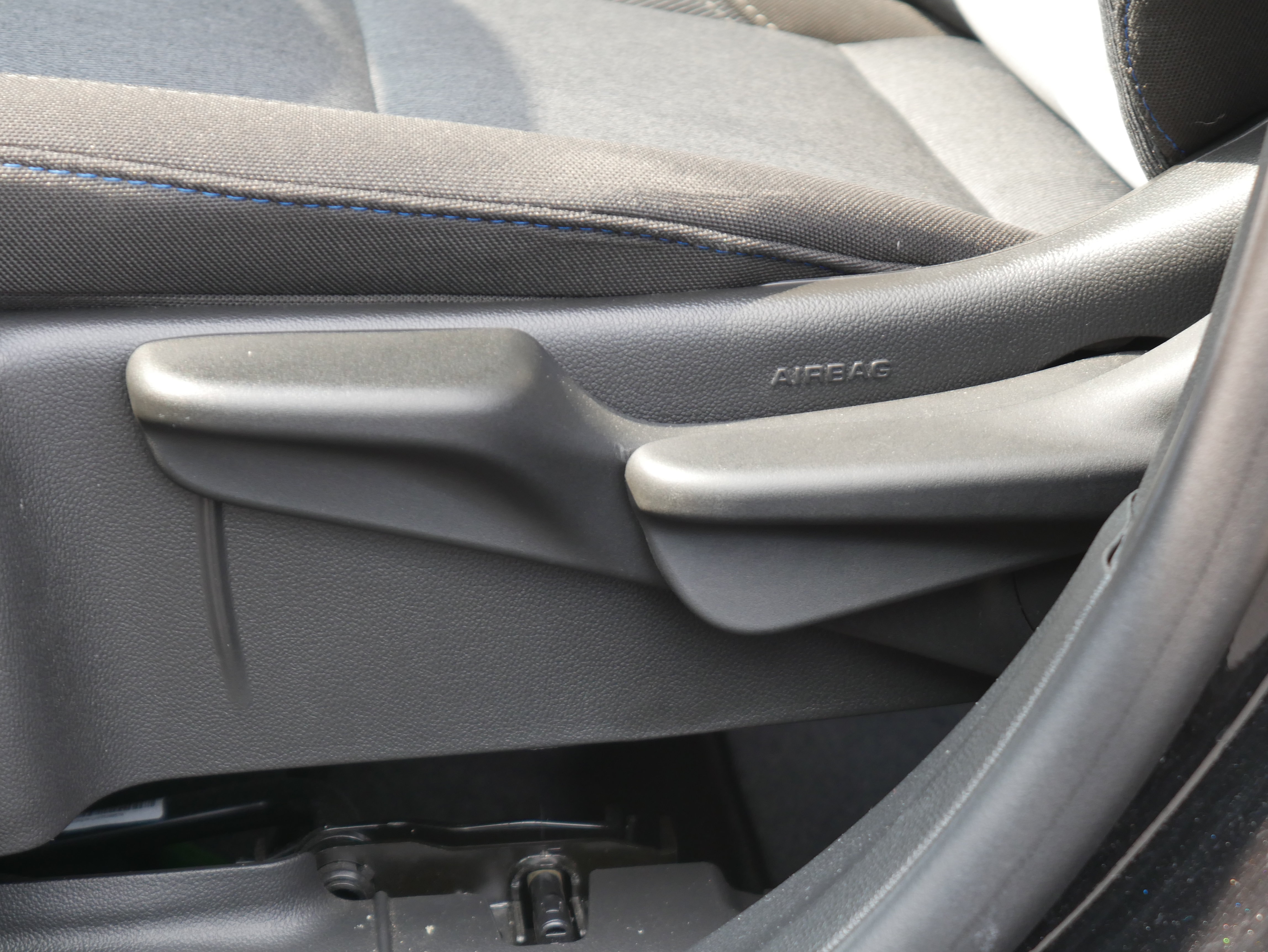 Certified 2024 Chevrolet Trax LS FWD image 13