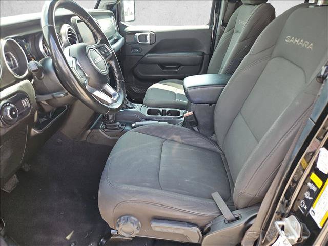 Used 2023 Jeep Wrangler Unlimited Sahara w/ Cold Weather Group AWD/4WD image 14