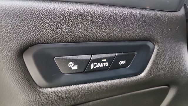 Used 2024 BMW X5 sDrive40i image 38