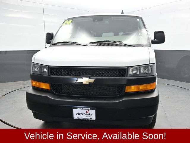Used 2024 Chevrolet Express 3500 LS RWD image 2
