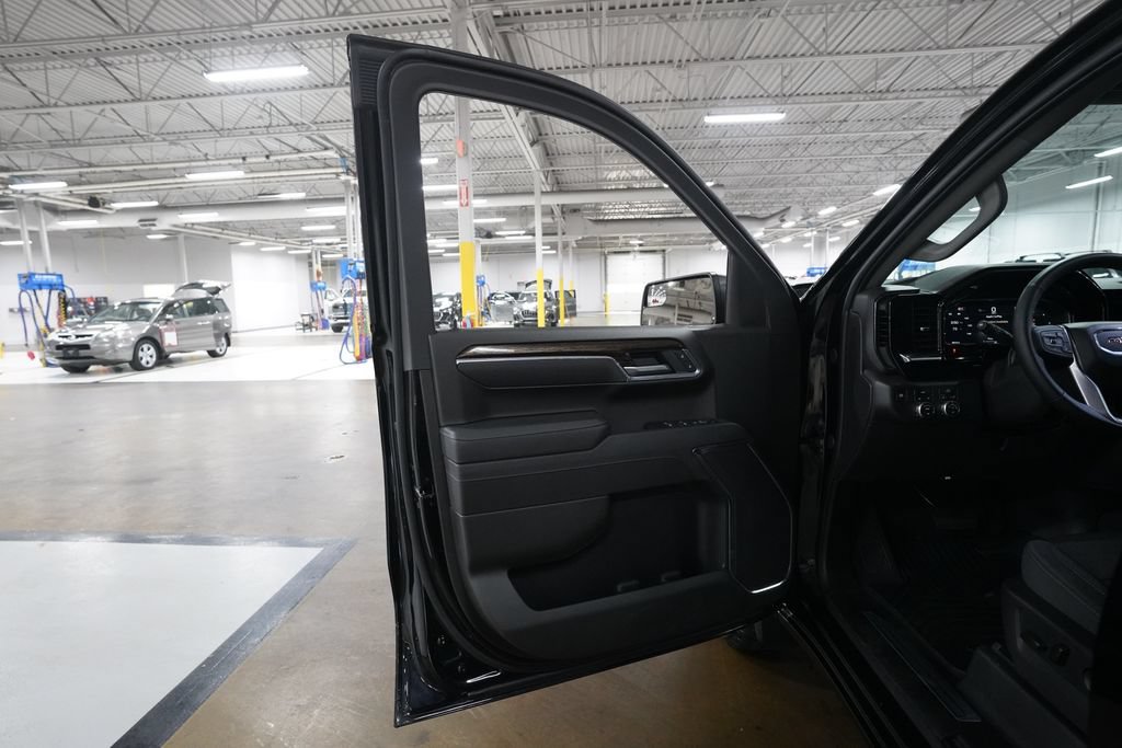 Used 2026 GMC Sierra 1500 Elevation AWD/4WD image 27