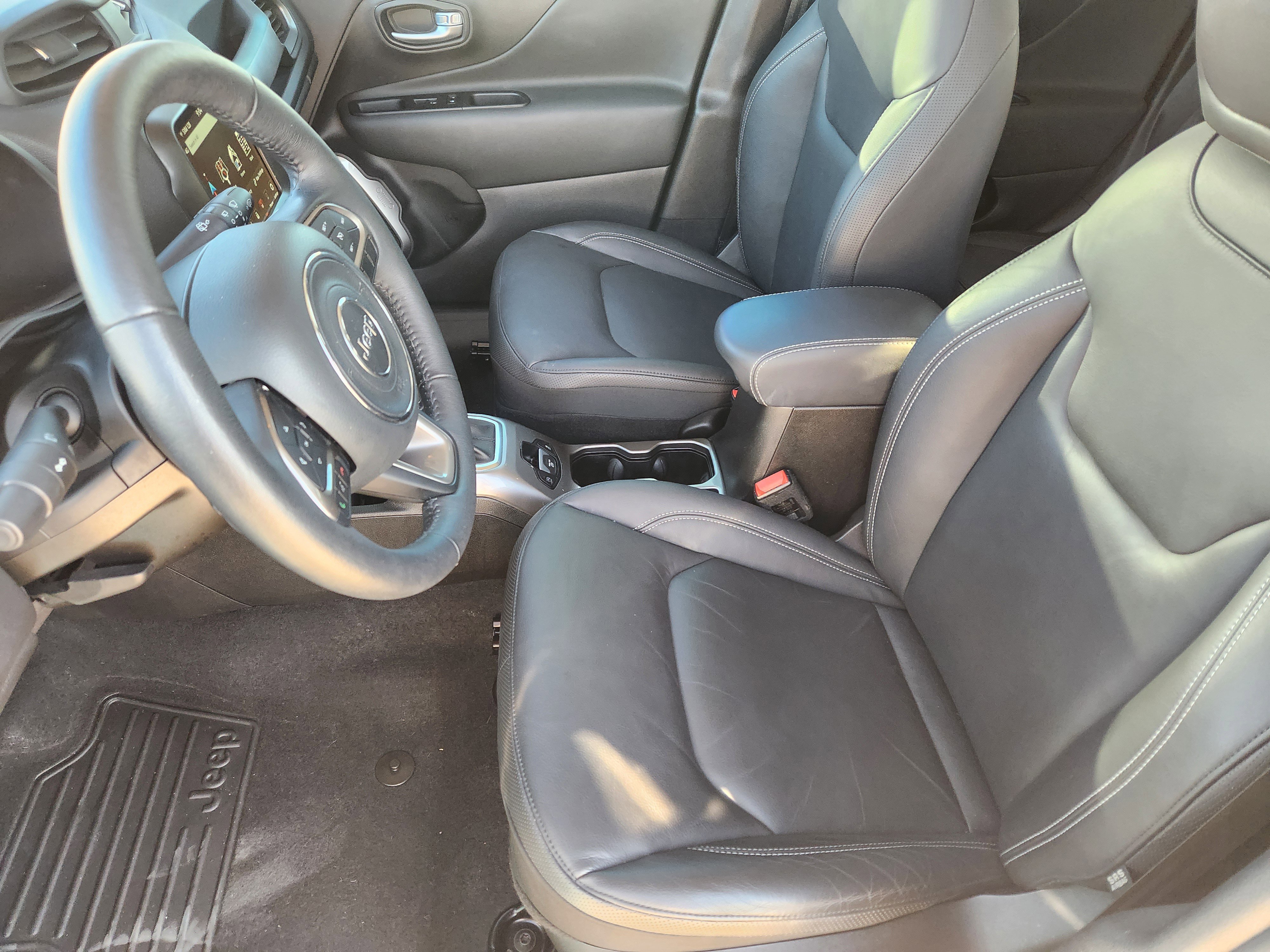 Used 2022 Jeep Renegade Limited image 14