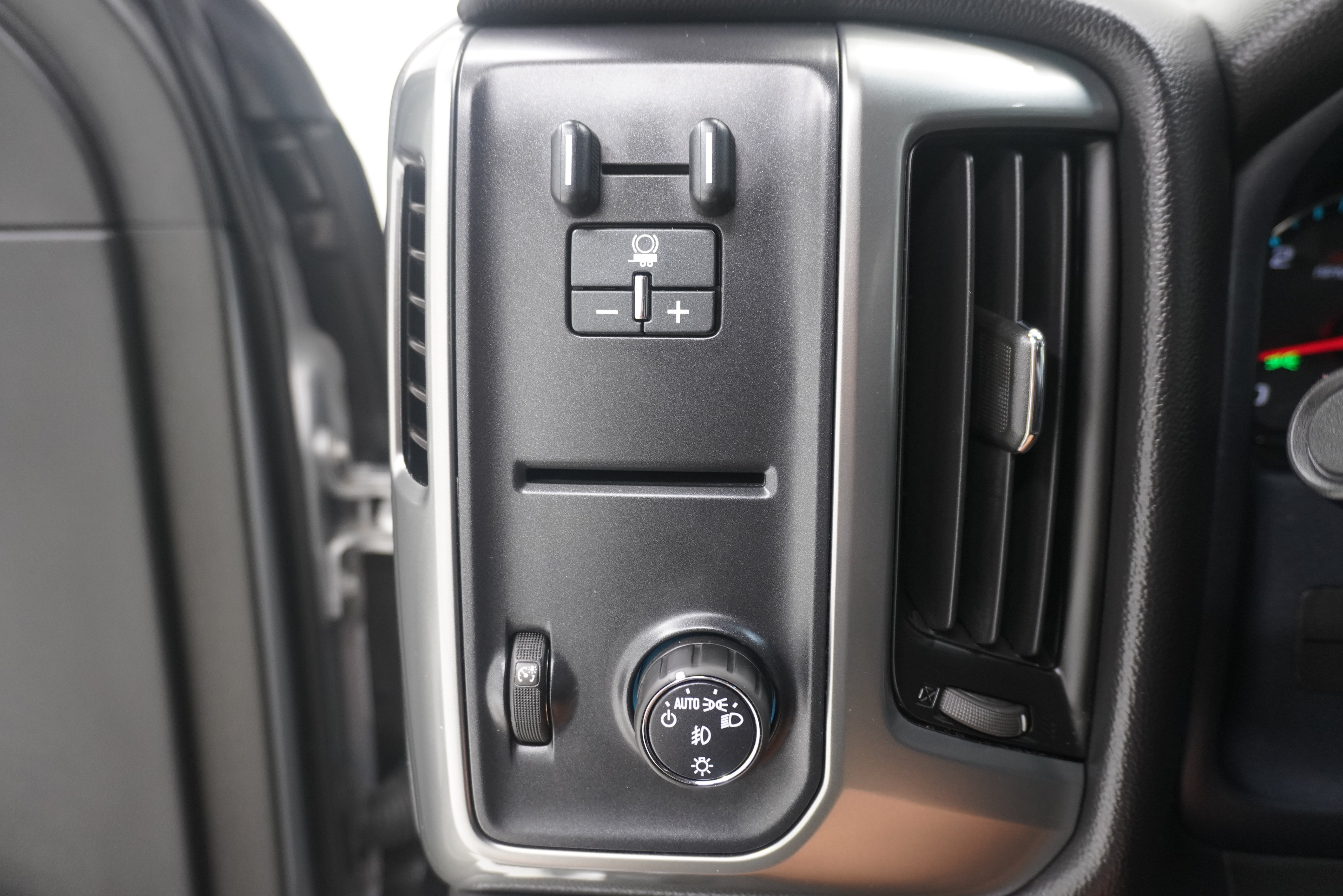 Used 2015 Chevrolet Silverado 1500 LT w/ All Star Edition RWD image 19