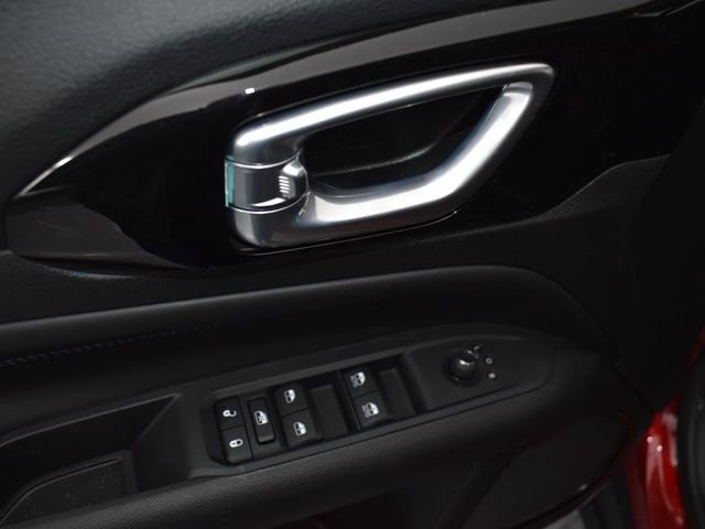 New 2026 Jeep Compass Latitude image 13