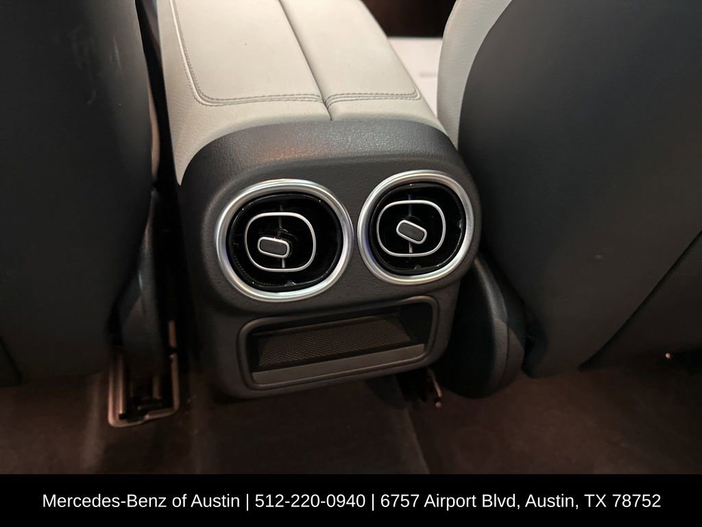 Certified 2025 Mercedes-Benz GLC 300 image 23