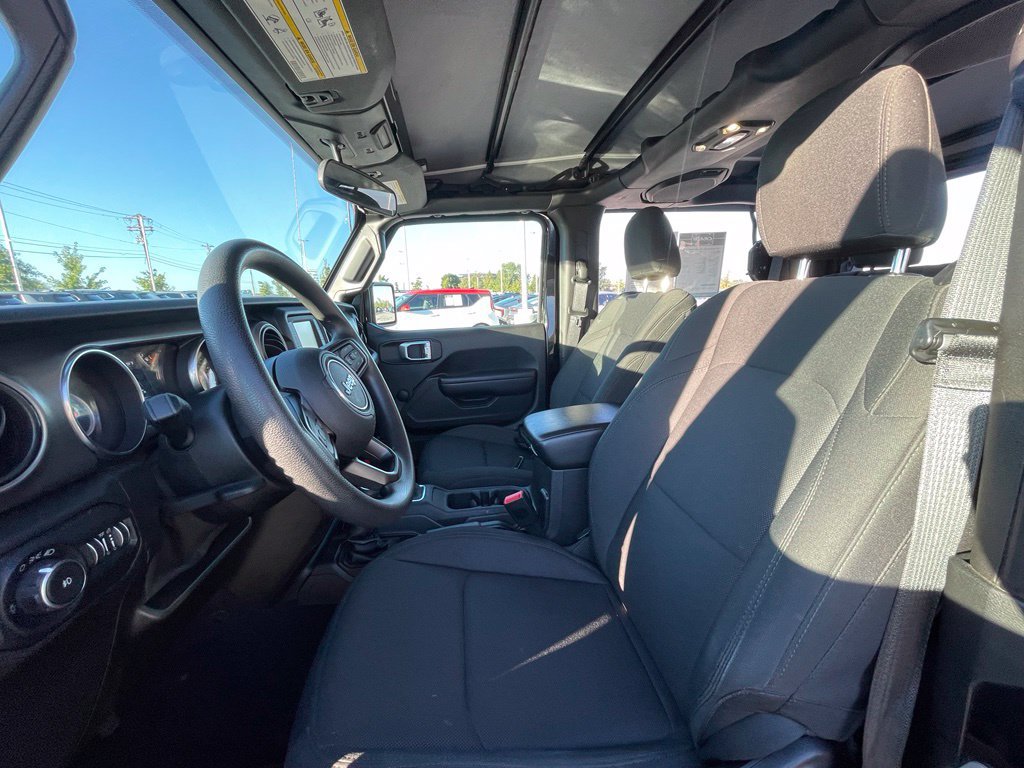 Used 2019 Jeep Wrangler Sport AWD/4WD image 19