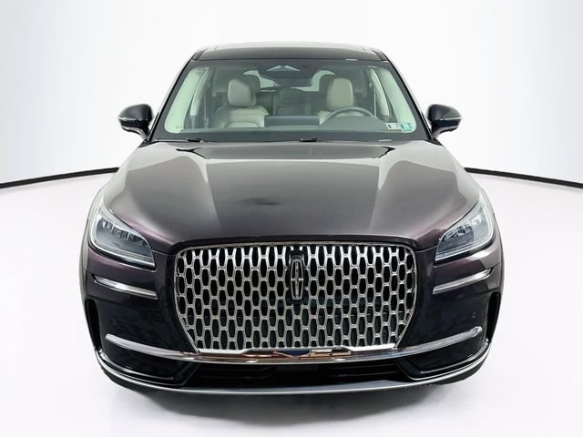 Used 2023 Lincoln Corsair AWD w/ Equipment Group 101A image 2
